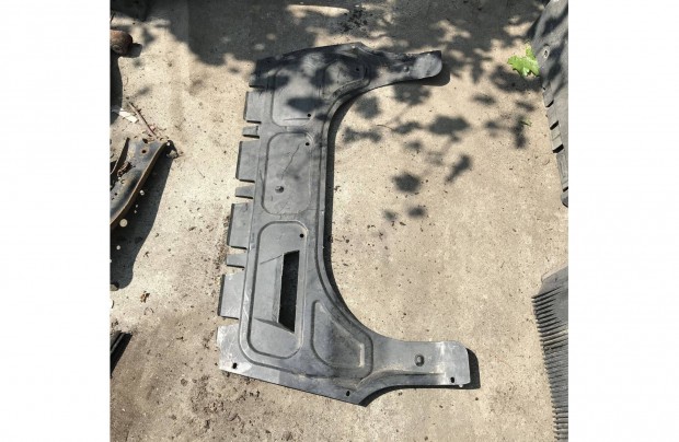 VW Polo 9N - alsó motorburkolat 6Q0 825 237 R