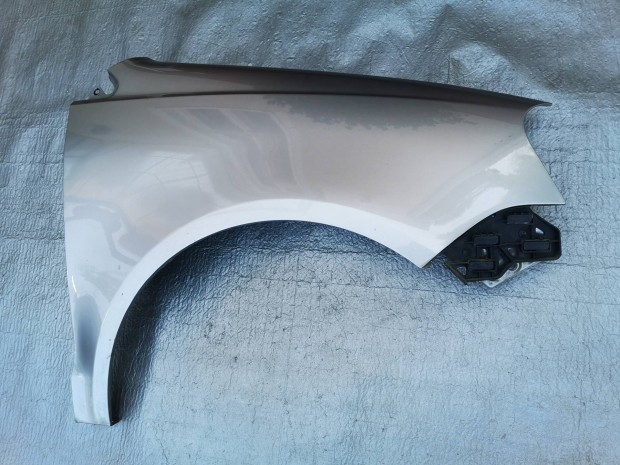 VW Polo 9N jobb első sárvédő LA7R 2005-2009