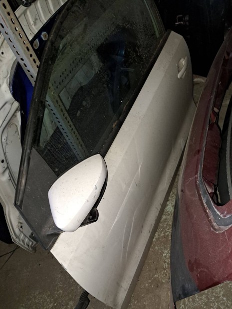 VW Polo V 6R ajtk eladak