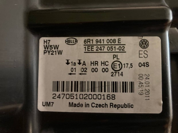 VW Polo V jobboldali lámpa, sérült