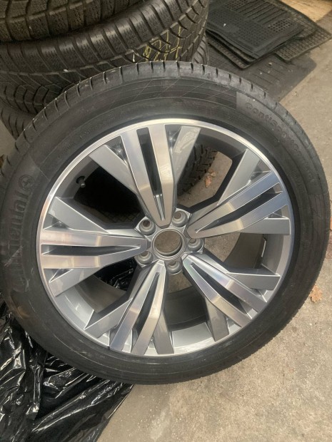 VW Pótkerék B8