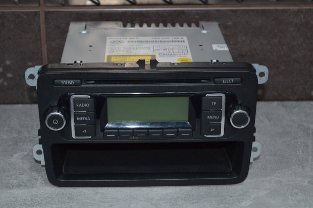 VW RCD 210 cd-rádió