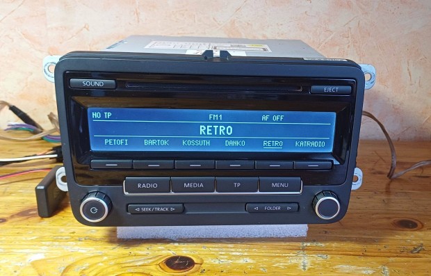 VW RCD-310 okosított audio BLUETOOTH-os gyári autórádió