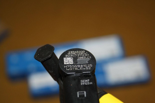 VW SEAT Skoda AUDI 1.4 TDI gyri j porlaszt 04B13027J 28565335