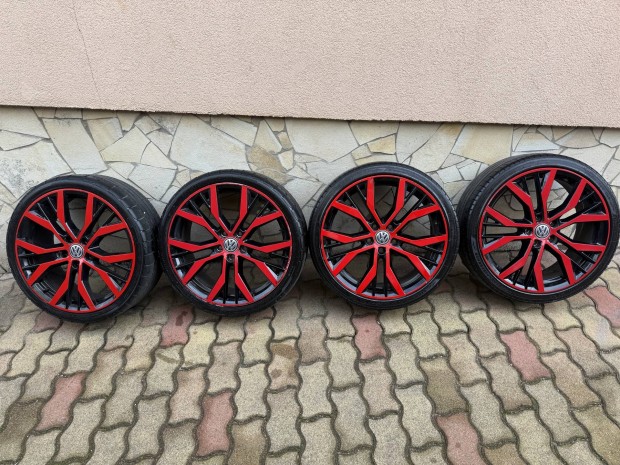 VW Santiago - Golf 7 Gti gy�ri alufelni 5x112 R19