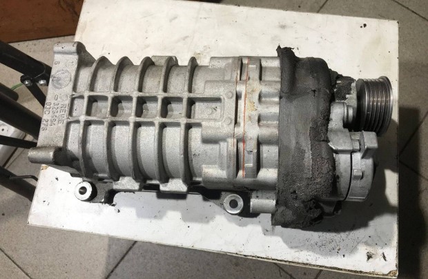 VW Scirocco 1,4 TSI CAV 160LE / kompresszor 03C 276
