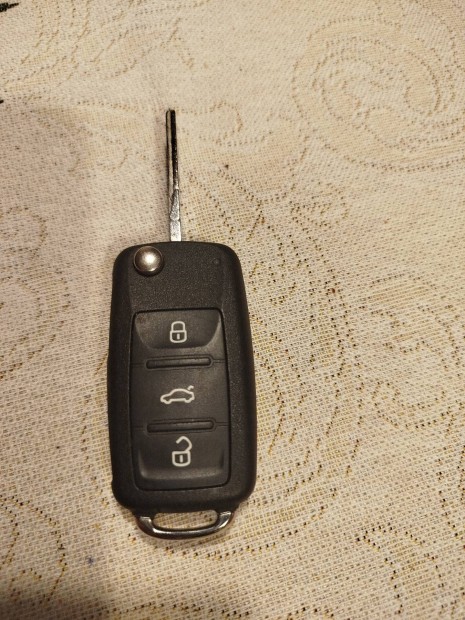VW Seat Skoda 3 gombos új távirányító kulcs a működő elektronikával