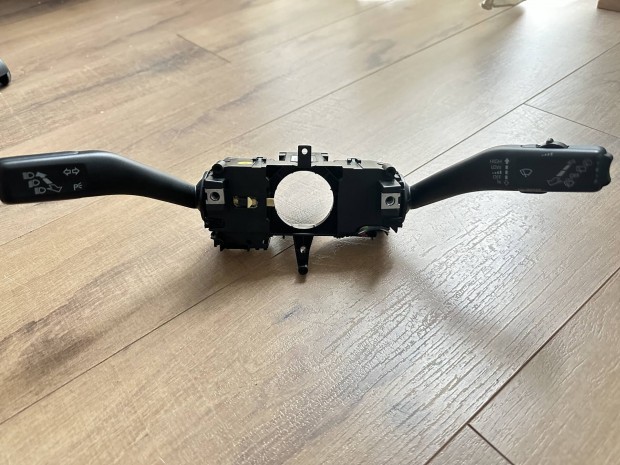 VW-Seat-Skoda komplett kormnykapcsol 6RA953501S