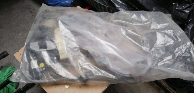 VW Sharan/Seat Alhambra (7N) jobb oldali tol�ajt�z�r elad�