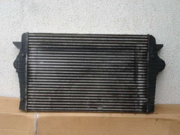 VW Sharan Seat Ford Intecooler ht 7M3145804