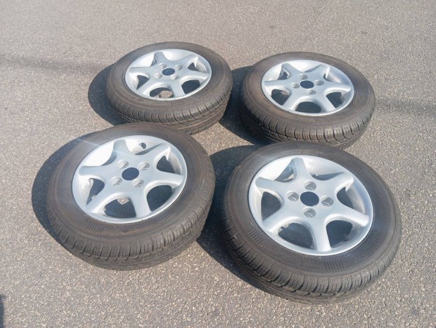 VW Skoda Opel Renault Nissan 4x100 13-as Alufelnik 155/70R13