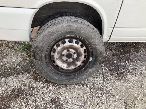 VW T4 Multivan Caravelle gyari 1db potkerek 15"
