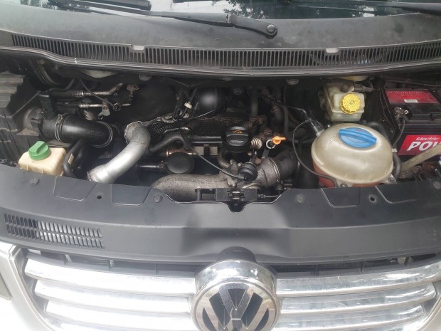 VW T5 2.5 pd Axe motor 