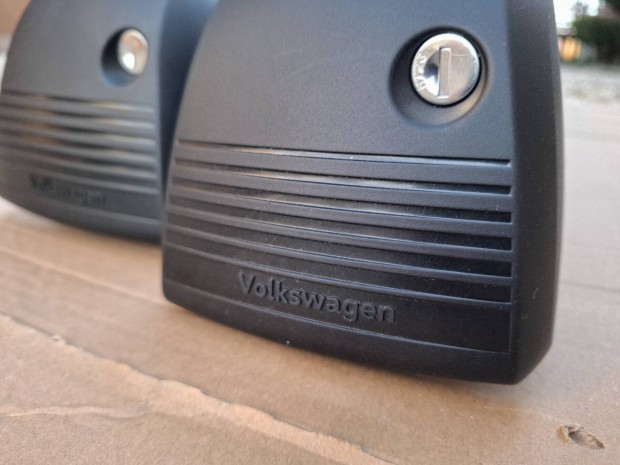 VW T-Roc gyári , új tetőcsomagtartó ( Thule )