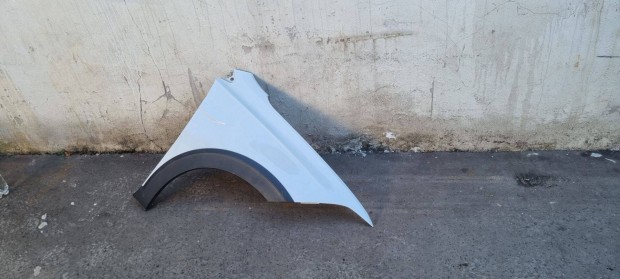 VW Taigo Jobb els srvd