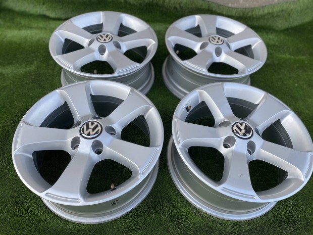 VW Tiguan/Passat 5x112-es gyári 16"-os alufelni szett