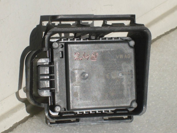 VW Tiguan Skoda Seat Audi Tempómat Modul ACC Szenzor 2Q0907561J 2015-t