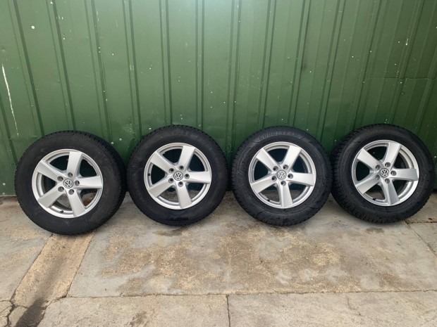 VW Tiguan gyári alufelni 16 colos