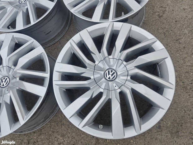 VW Touareg 19 coll 5x112