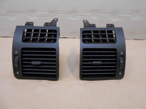 VW Touran 2004-2010 műszerfalba légbefúvó 1T0819703B, 704B
