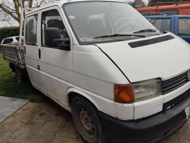 VW Transporter 2.4 Diesel plats