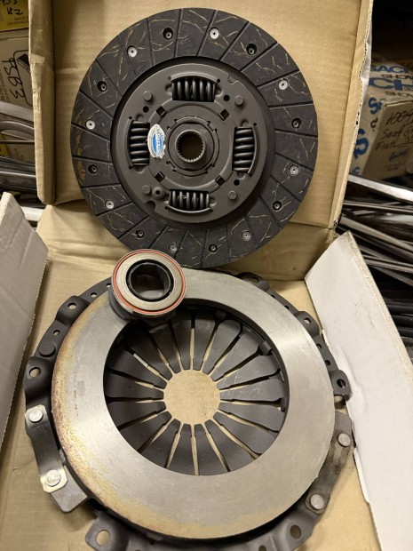 VW Transporter T4 1.9 D Kuplung szett j