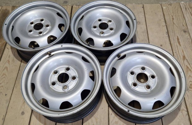 VW Transporter T5 T6 gyri lemezfelni 16"