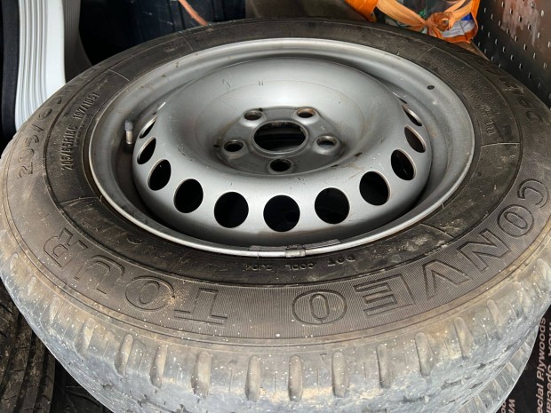 VW Transporter T5, T6, T6.1, Gumi felni 205/65R16C acélfelni nyárigumi