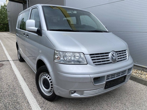 VW Transporter T5 klma 5 szemlyes