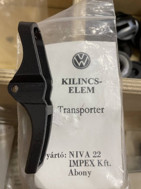 VW Transporter kilincs elem új