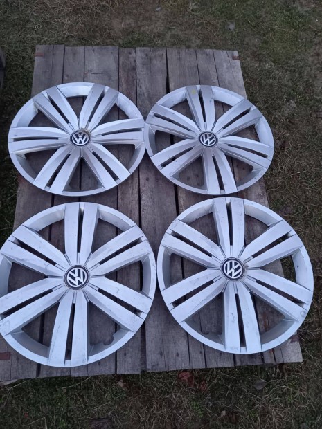 VW Turan gyári dísztárcsa eladó