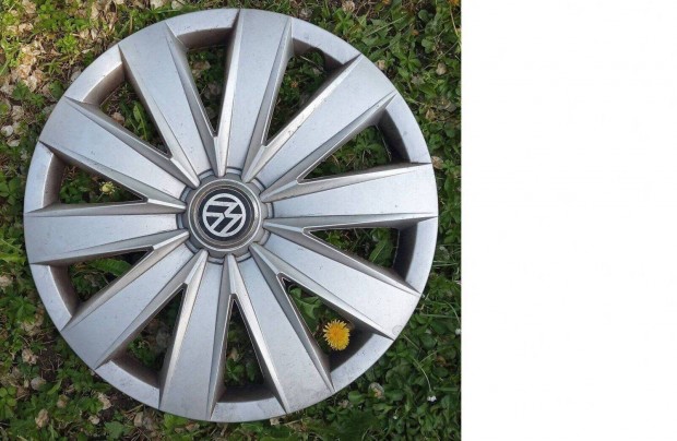 VW Volkswagen 16" coll dísztárcsa (Debrecenben).Posta is rendben