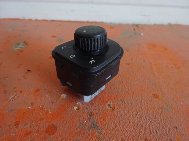 VW Volkswagen Golf V 5 03- Visszapillant� T�k�r �ll�t� Kapcsol� 2496