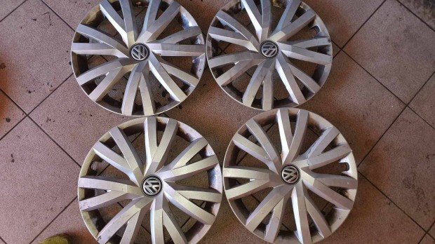 VW Volkswagen Golf, Passat, Caddy, Polo, Sharan Dísztárcsa 16"