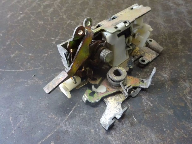 VW Volkswagen LT 96-06 Bal els� ajt� z�rszerkezet NSZ00001442