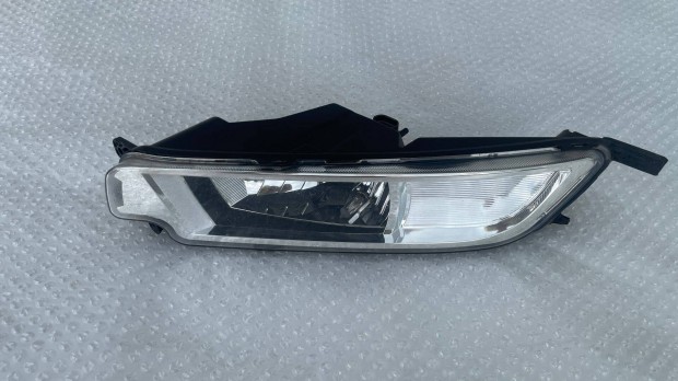 VW Volkswagen Passat B8 jobb els kdfnyszr 3G0941662H