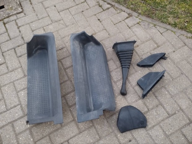 VW Volkswagen Transporter T5 váltószoknya égy burkolatok