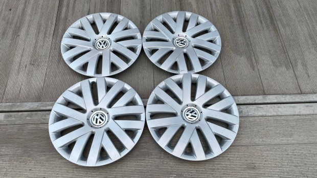 VW Volkswagen gyári 16" dísztárcsa 1K0601147H