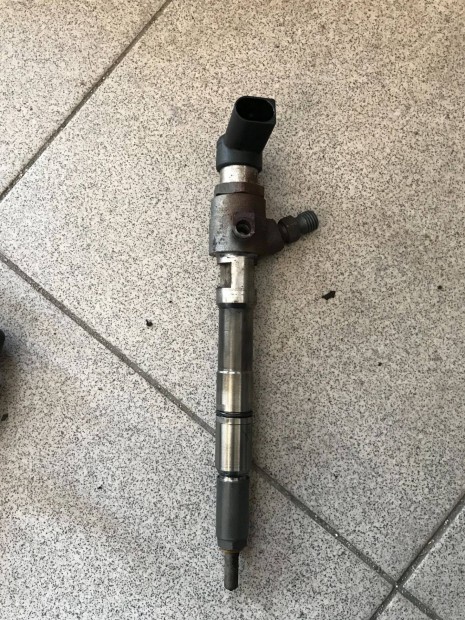 VW, Audi, Seat, Skoda 1.6CR Cay injektor 03L130277B