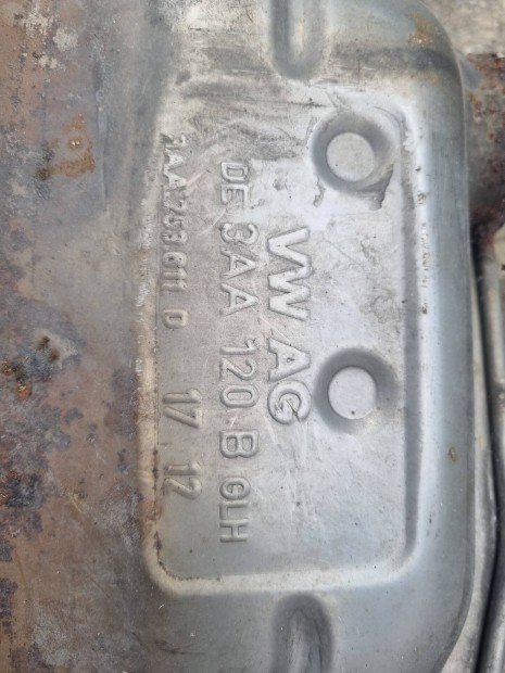VW. Passat b7 hts kipufog dob