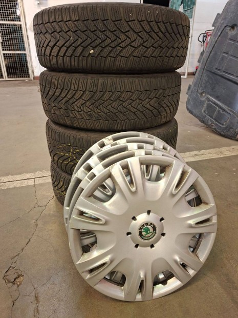 VW, Skoda t�li ker�k, 6Jx16 ET48 gy�ri felni 205/55R16 t�li gumi