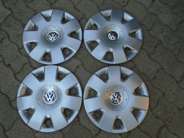 VW, Volkswagen 14" gyári dísztárcsa garnitúra