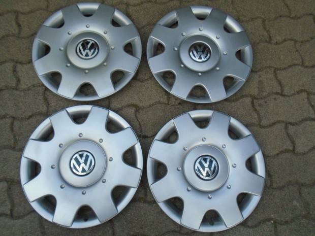 VW / Volkwagen 16" gyári dísztárcsa garnitúra eladó