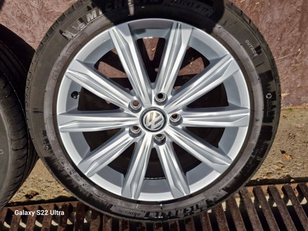 VW alufelni szett Michelin 225/45R17 abronccsal