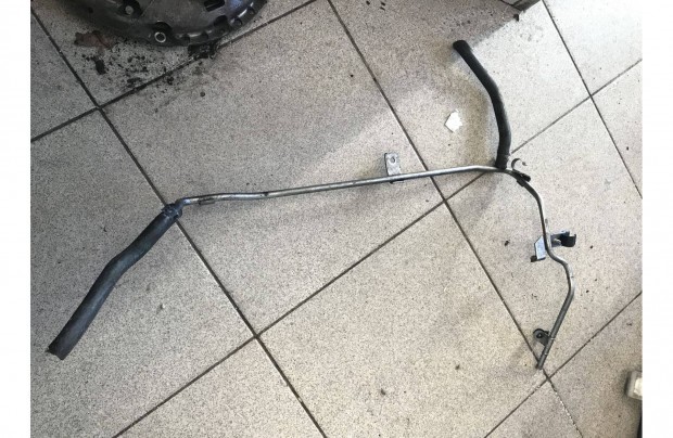 VW csopor Leon 1P 1,8 TSI - vízcső 06J 121 075 B