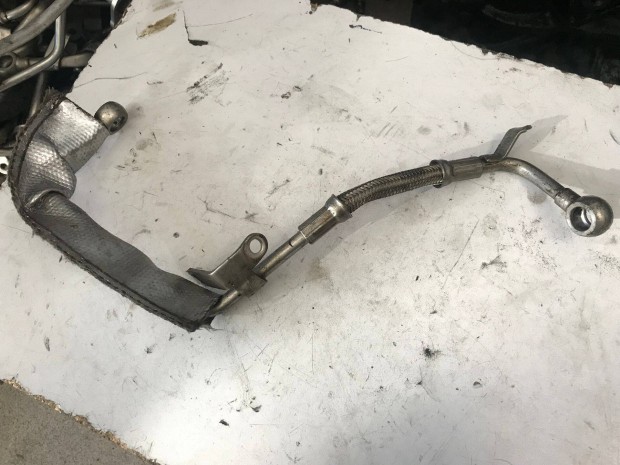 VW csopor Leon 1P 2,0 TFSI - turbó olajzócső