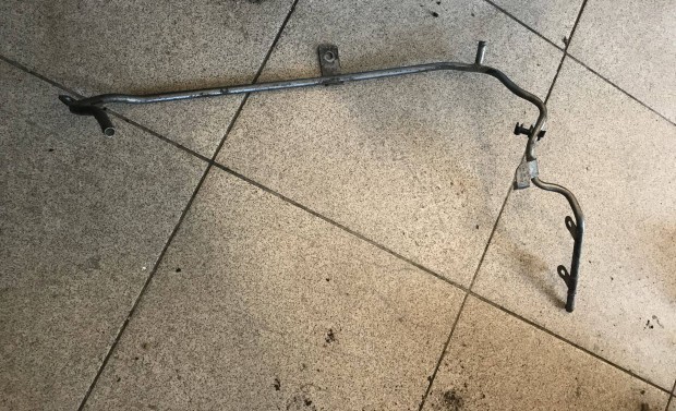 VW csoportgolf V 1,8 TSI _ vízcső 06J 121 075 F