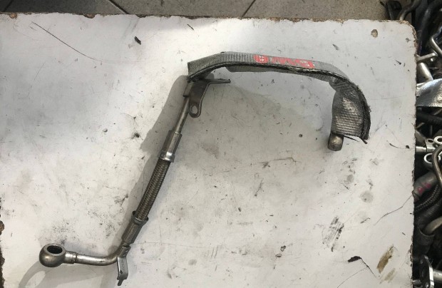 VW csoportoctavia II 2,0 TFSI - turbó olajzócső
