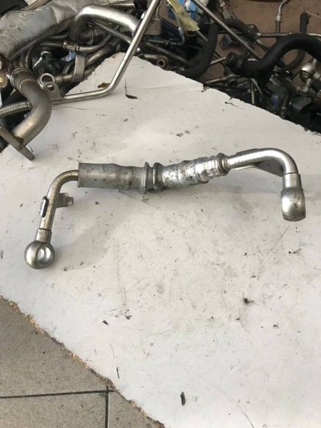 VW csoportoctavia II 2,0 TFSI - turbó vízcső 06F 121 497 G