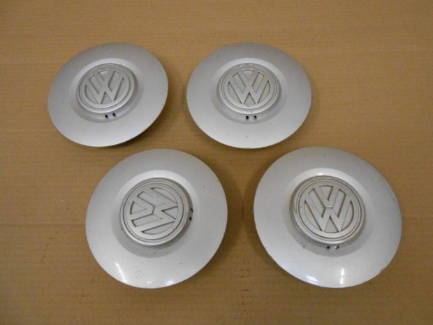 VW dísztárcsa 3A0601149A